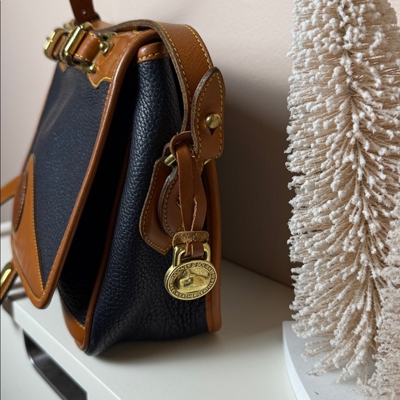Vintage Dooney & Bourke Navy Blue & Brown Leather Carrier Crossbody Shoulder Bag - Picture 6 of 8